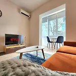 Toptani Central Deluxe Flat W 24H Check In