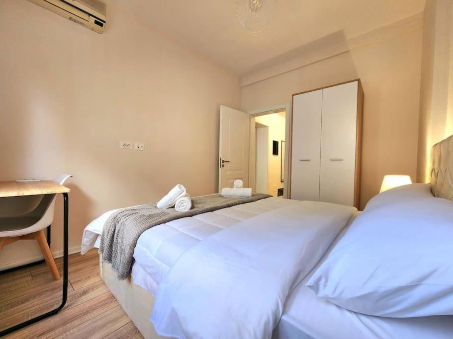 Apartament Toptani Deluxe Flat W 24h Check In